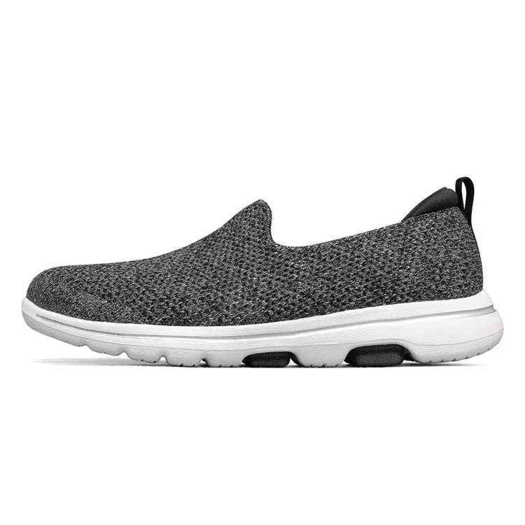 China Hot Selling Fashion Style Outdoor Walking Light Weight Adult Men Shoes Casual
